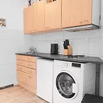 Central King Studio - 10 Mins Walk From Downtown